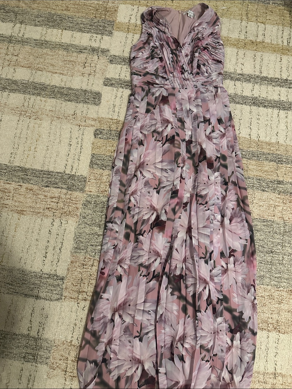 Kay Unger New York Maura Gown - Picture 2 of 9